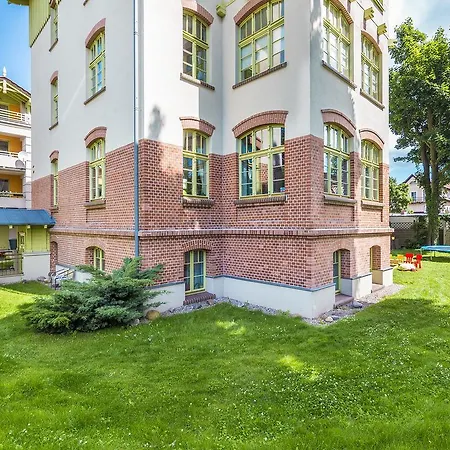 Insopot - Gogh - Near The Sea سوبوت