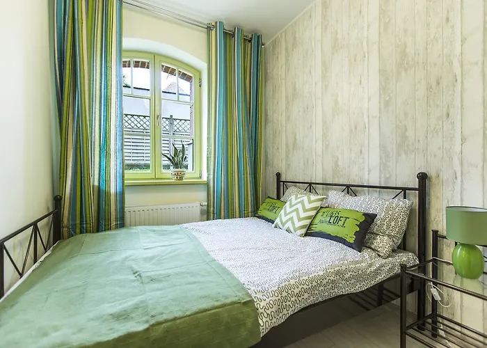 Insopot - Gogh - Near The Sea Daire *