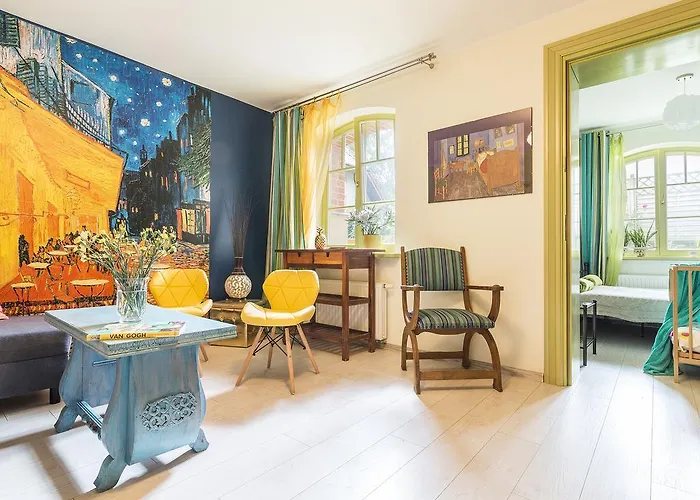 Insopot - Gogh - Near The Sea *