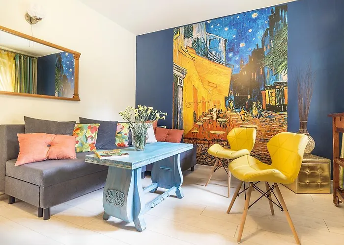 Insopot - Gogh - Near The Sea Daire