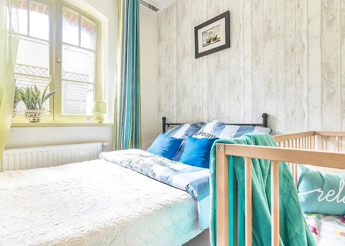 Insopot - Gogh - Near The Sea Daire *