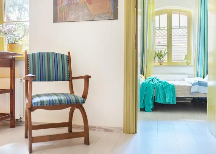 Insopot - Gogh - Near The Sea Daire *